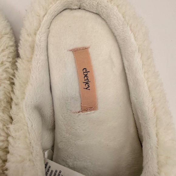 Eberjey Sherpa Slipper Mules Cream Fuzzy Teddy House Shoes Womens Size S/M - Picture 3 of 6